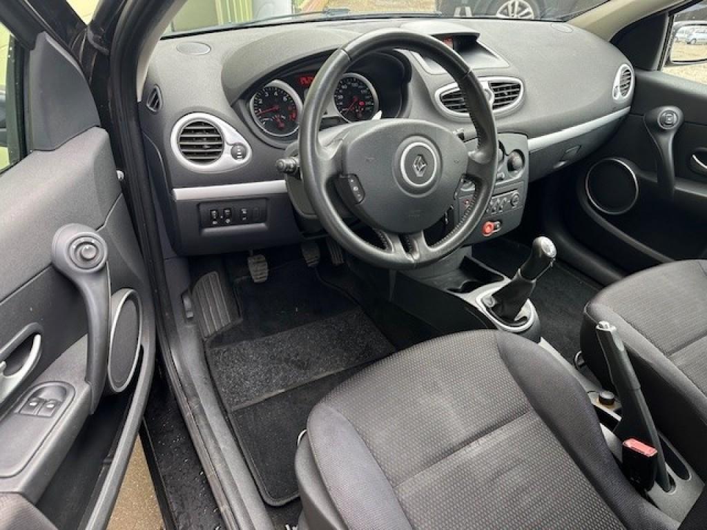 Renault Clio 1.2 - 16v collection