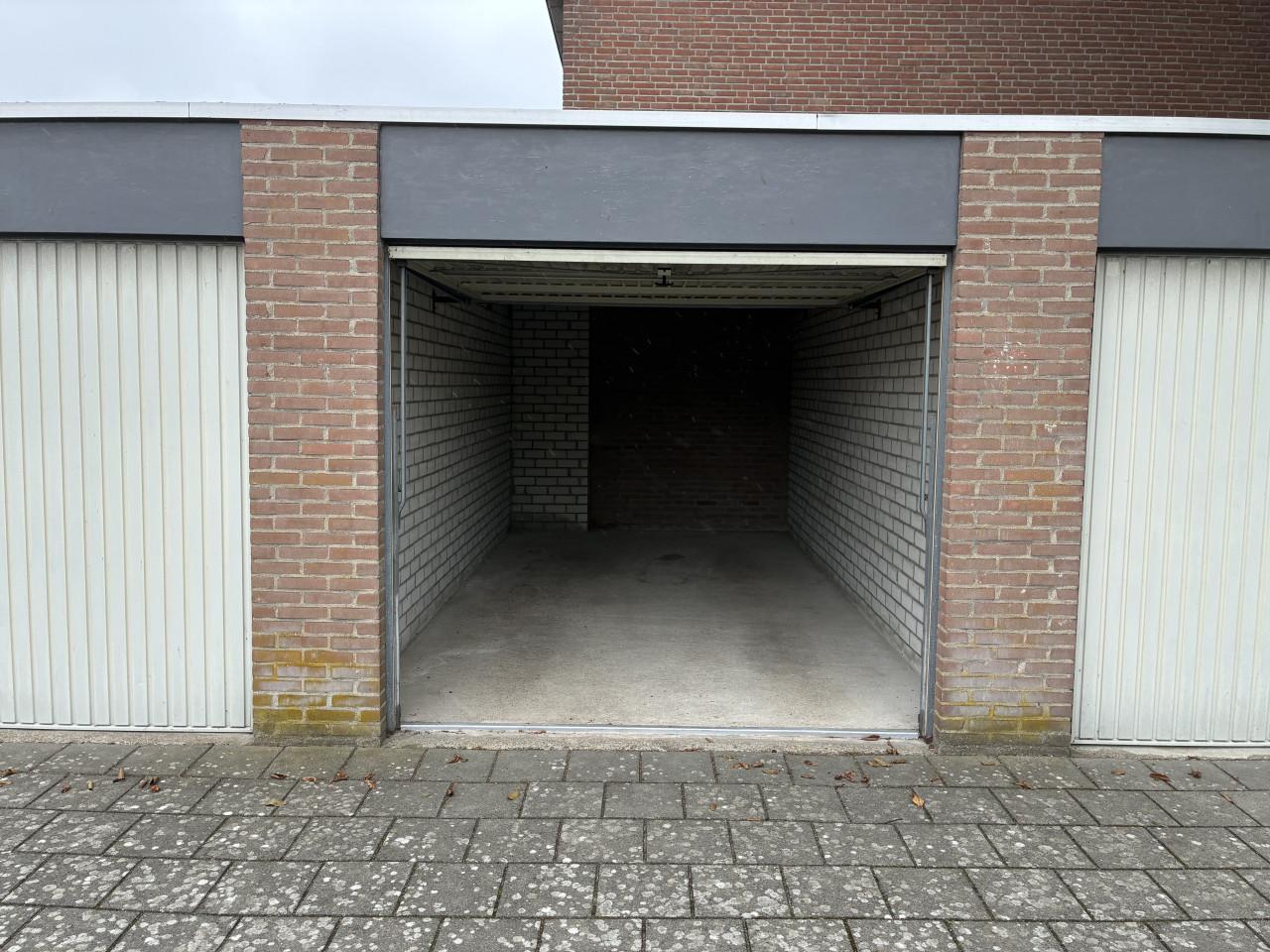 Te huur: garagebox Oostburg