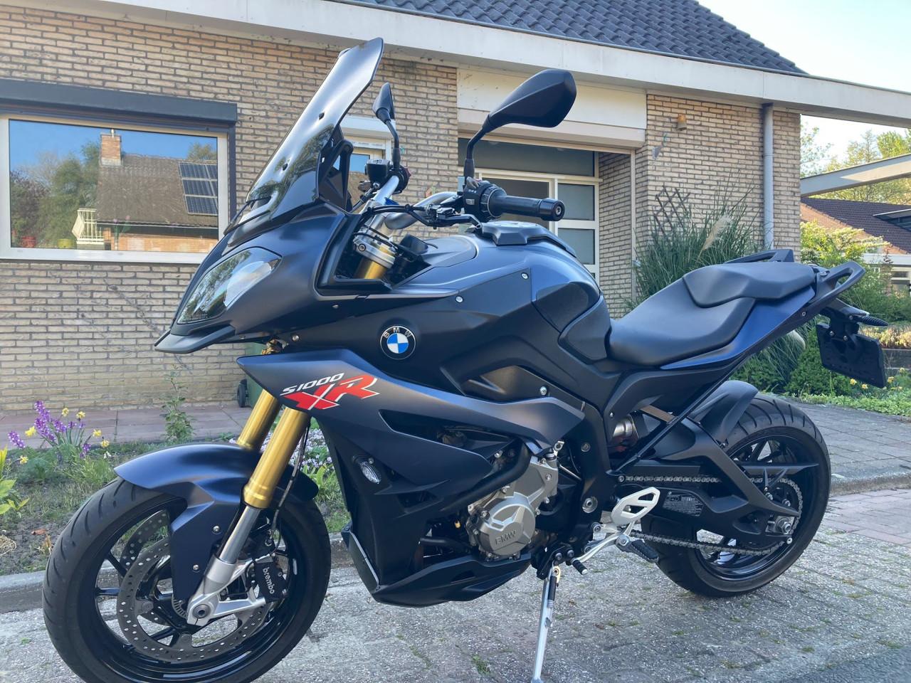 BMW S1000XR - Toermotor met sportieve prestaties!