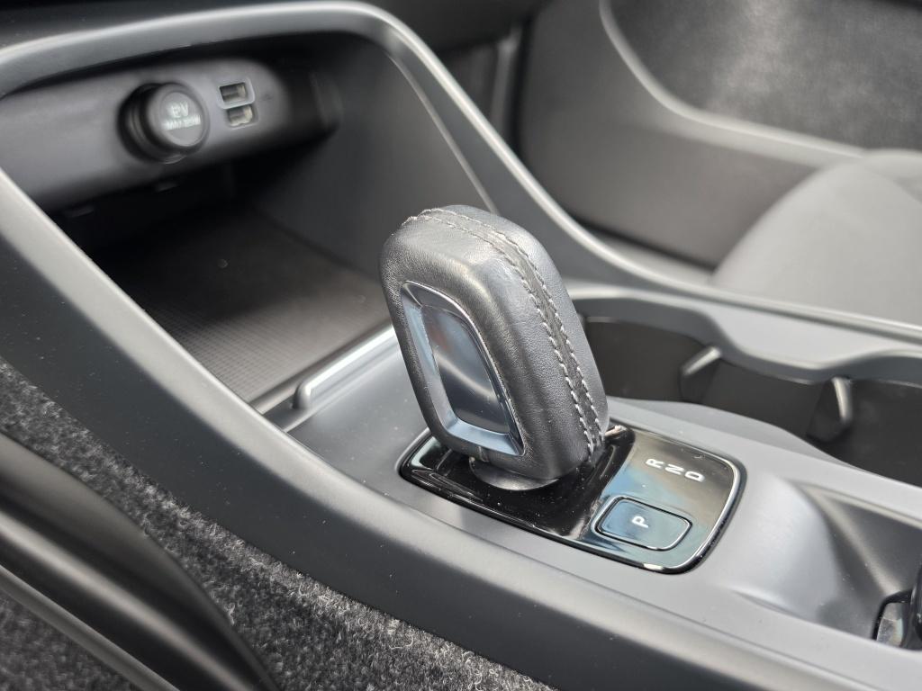 Volvo XC40 t5 inscription expression recharge hybrid | led | airco | trekha