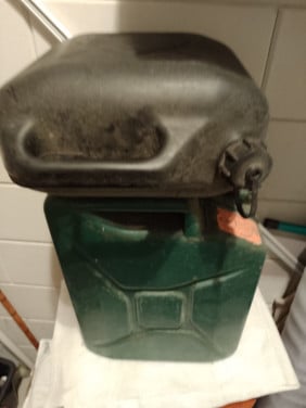 Jerykan 20 ltr + tankje 5 ltr