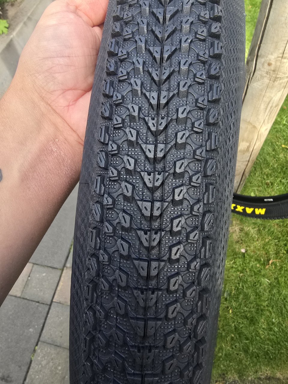 Nieuwe Maxxis 29" x2.1 inch TR band