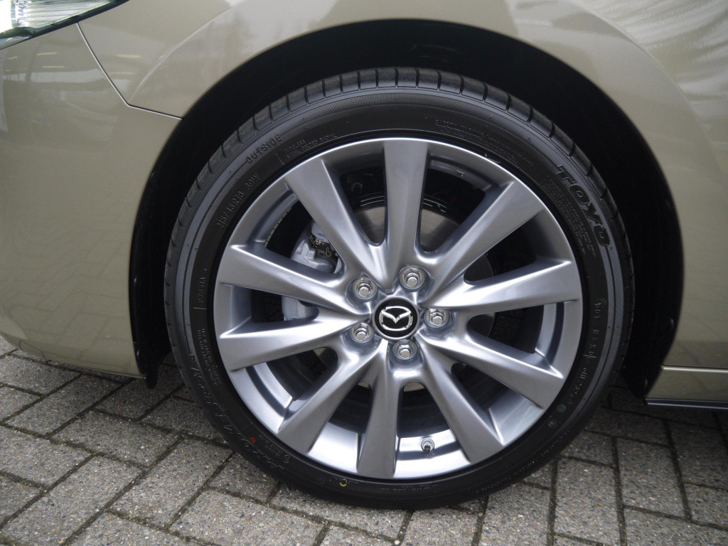 Mazda 3 2.5 e-skyactiv-g m hybrid 140 exclusive-line sedan