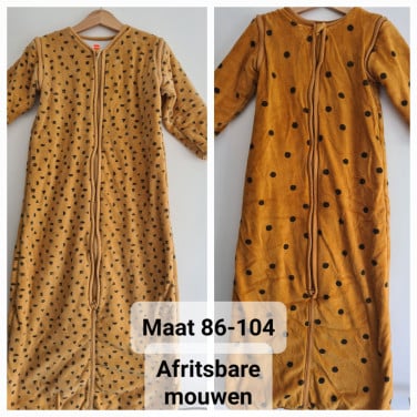 2 X mosterdgeel  slaapzak met afritsbare mouwen Hema  Mt 86-104 samen €5