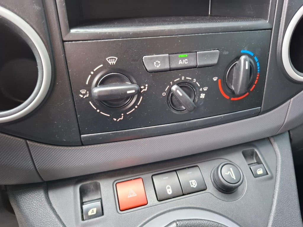 Peugeot Partner 120 1.6 hdi 75 l1 xr airco / nap / elektrische ramen / 3 zi