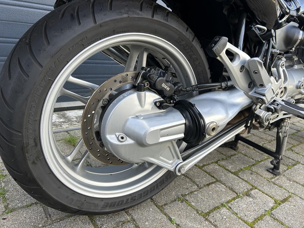 Degelijke BMW R1150R uit 2003 met ABS, 75 dkm, nieuwe koppeling €2250,-