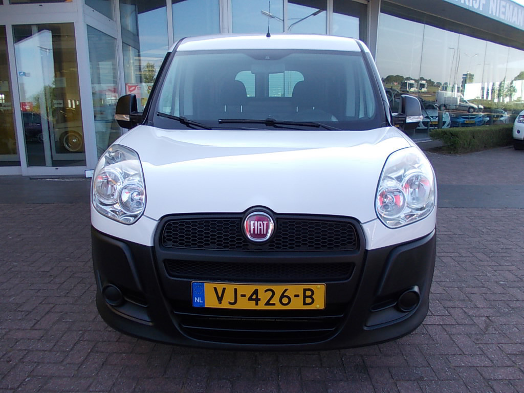 Fiat Doblo 1.3 jtd 90pk multijet 91000km airco, sch.deur