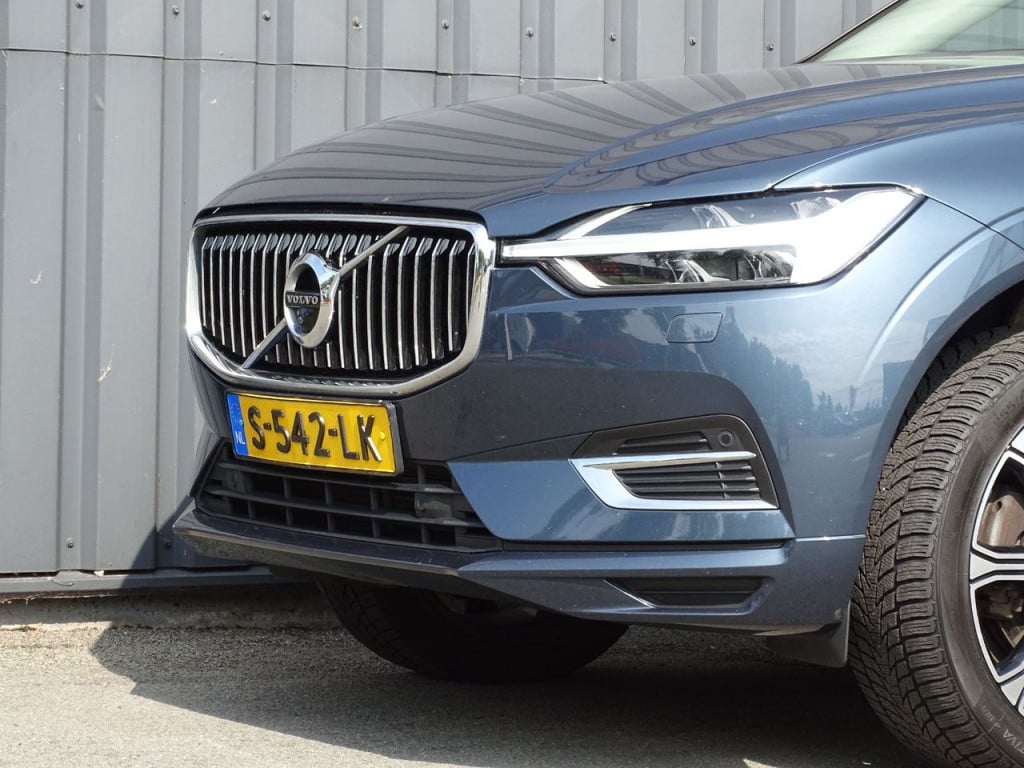 Volvo XC60 2.0 t8 twin engine awd inscription