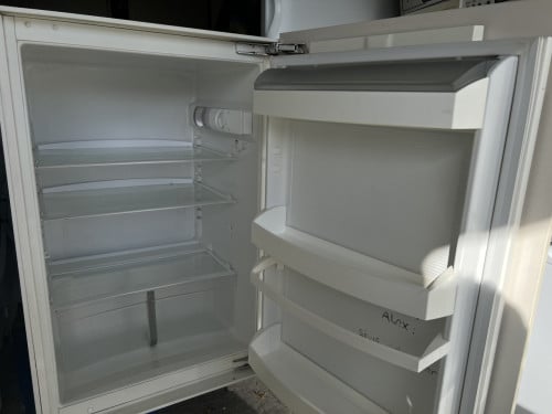 Atag  A++ klasse inbouw koelkast 87 cm. Hoog 163 liter