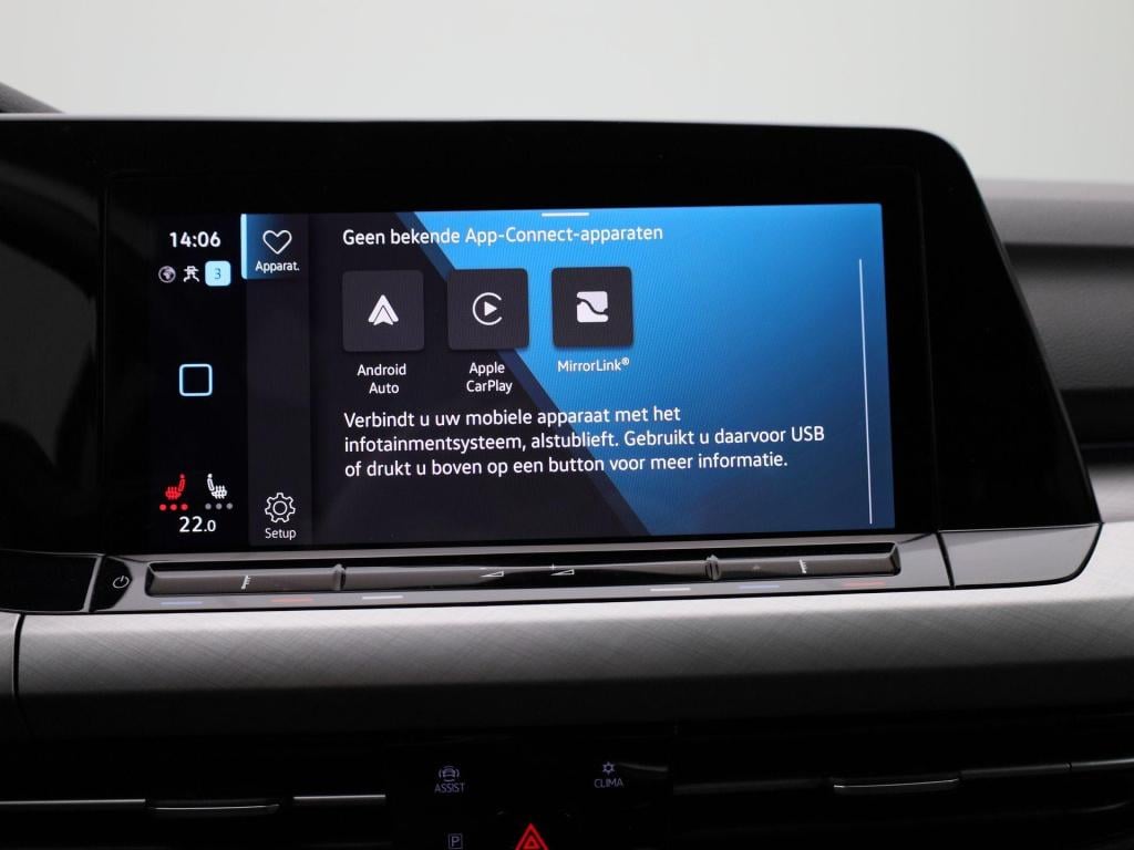Volkswagen Golf 1.5 tsi life | navigatie | apple carplay / android auto | c