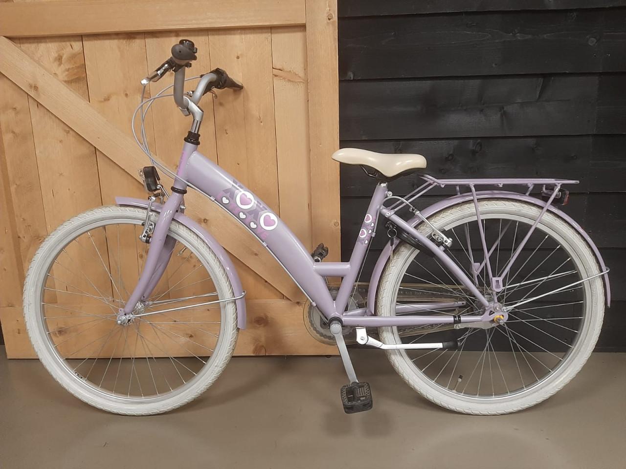 Zeer mooie 24 inch Bike Fun Lots of Love met 3 versnellingen