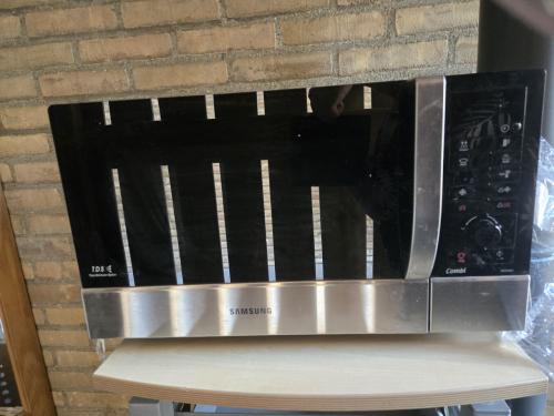 Samsung CE107MST-3 vrijstaande combimagnetron