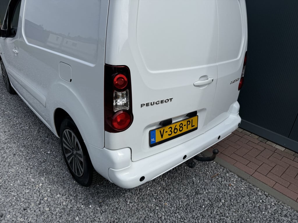 Peugeot Partner 120 1.6 bluehdi 75 l1 premium pack 3-zitter