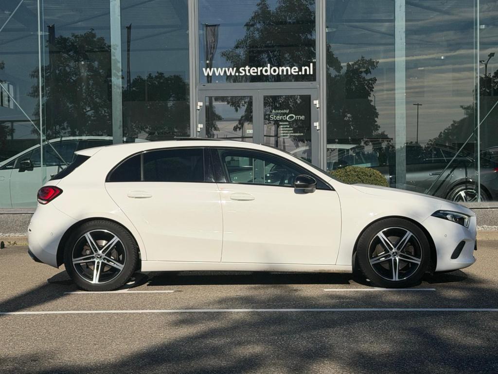 Mercedes-Benz A-Klasse 220 launch edition l panoramadak l mbux l camera l n