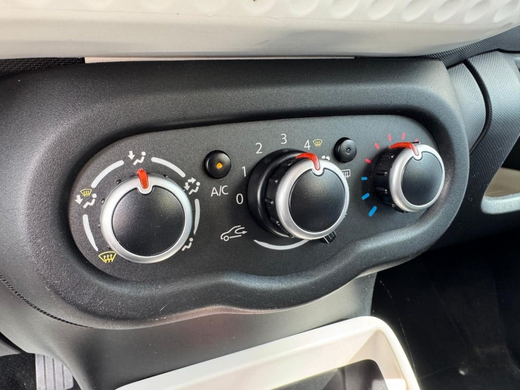 Renault Twingo 1.0 sce collection