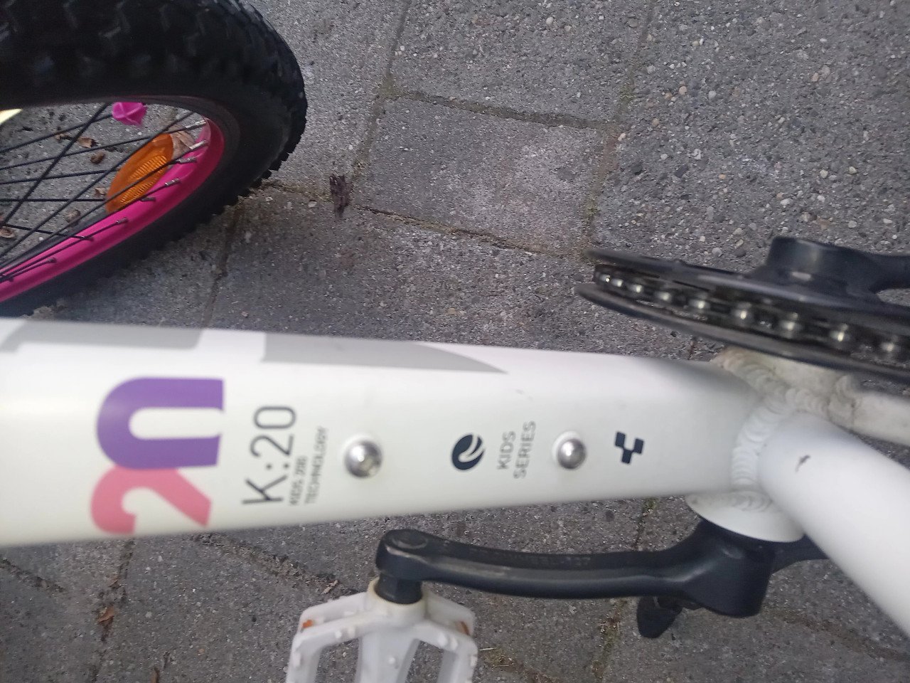 Cube 20 inch meisjesfiets
