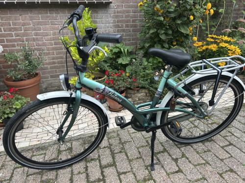 Meisjesfiets Batavus Gabana. Geheel gereviseerd. Lees advertentie.