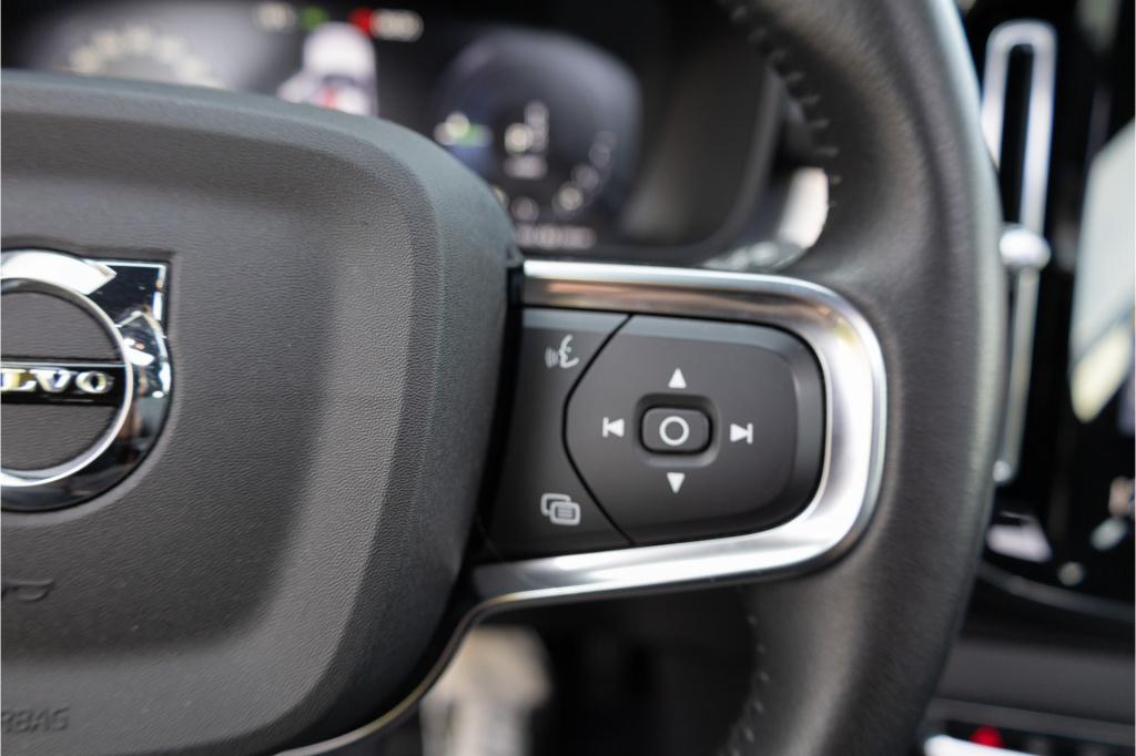 Volvo XC40 1.5 t5 recharge r-design expression ✅pano✅360°✅led✅h&k audio✅tre