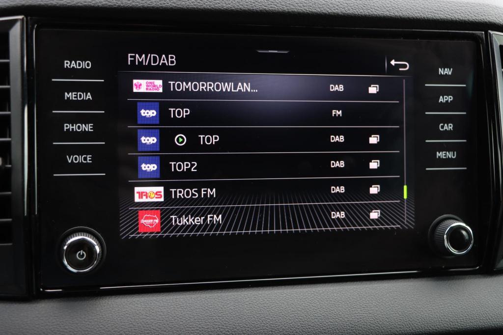 Skoda Karoq 1.5 tsi act sportline business 150pk dsg7
