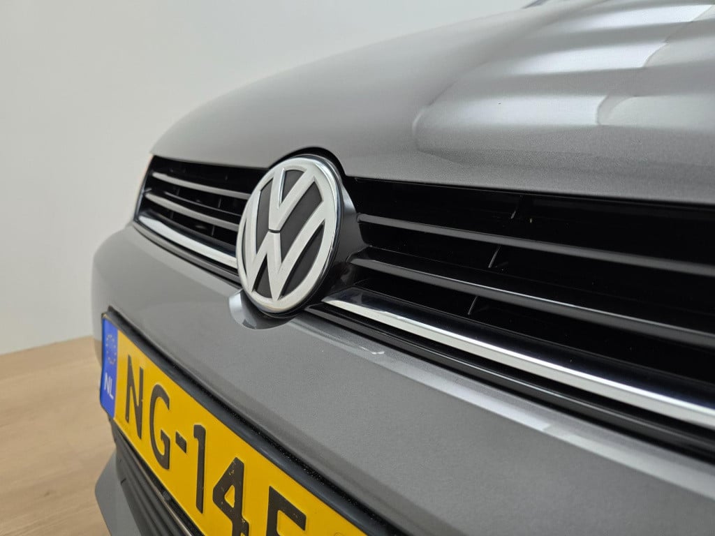 Volkswagen Polo occasion 1.2 tsi highline automaat met trekhaak en cruiseco