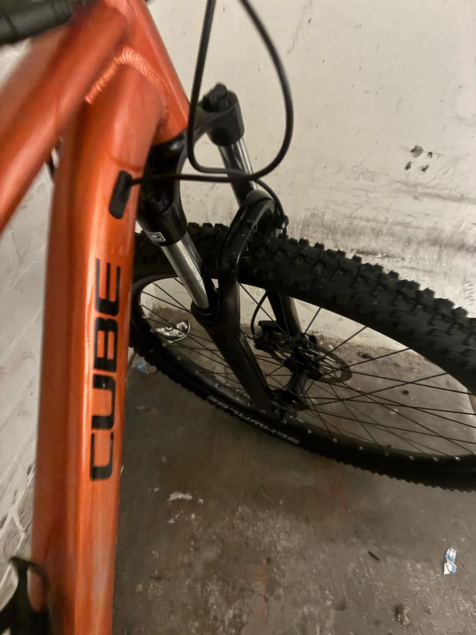 Cube Fiets bijna nieuwe Oranje