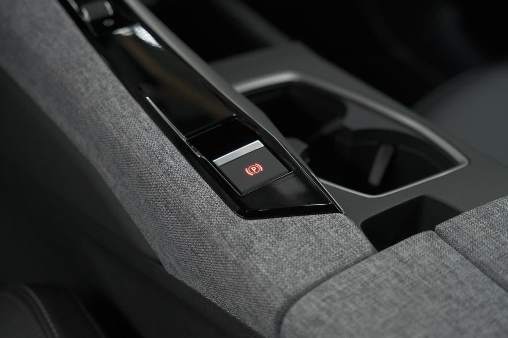 Peugeot 3008 1.2 hybrid 145 gt | elektrische kofferklep | camera | adaptiev