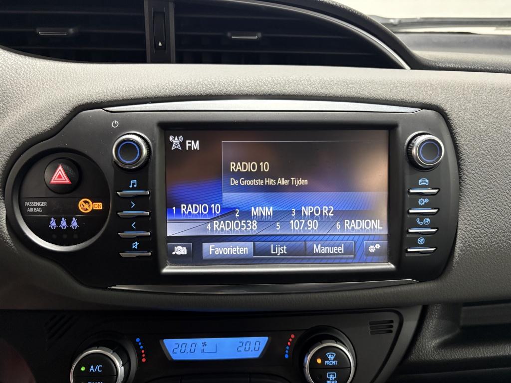 Toyota Yaris 1.5 hybrid active | lage km-stand |