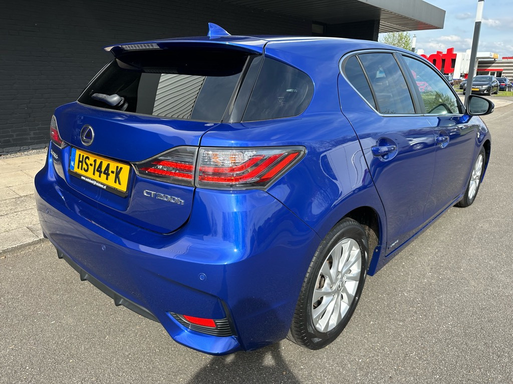 Lexus Ct 200h 25th edition
