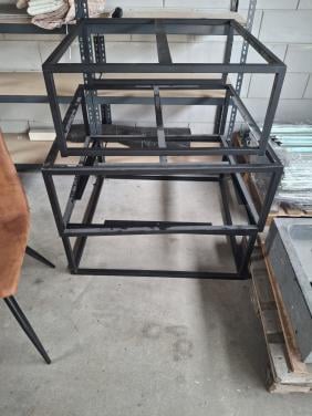 Onderstellen Salontafels en bijzettafels.