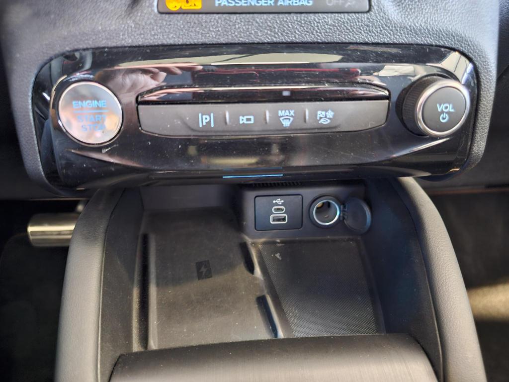 Ford Kuga st-line x 2.5 phev 243pk