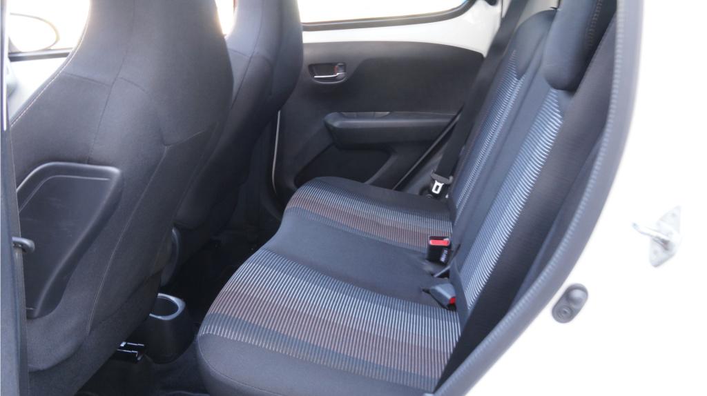 Peugeot 108 1.0 e-vti première top rijklaar incl garantie