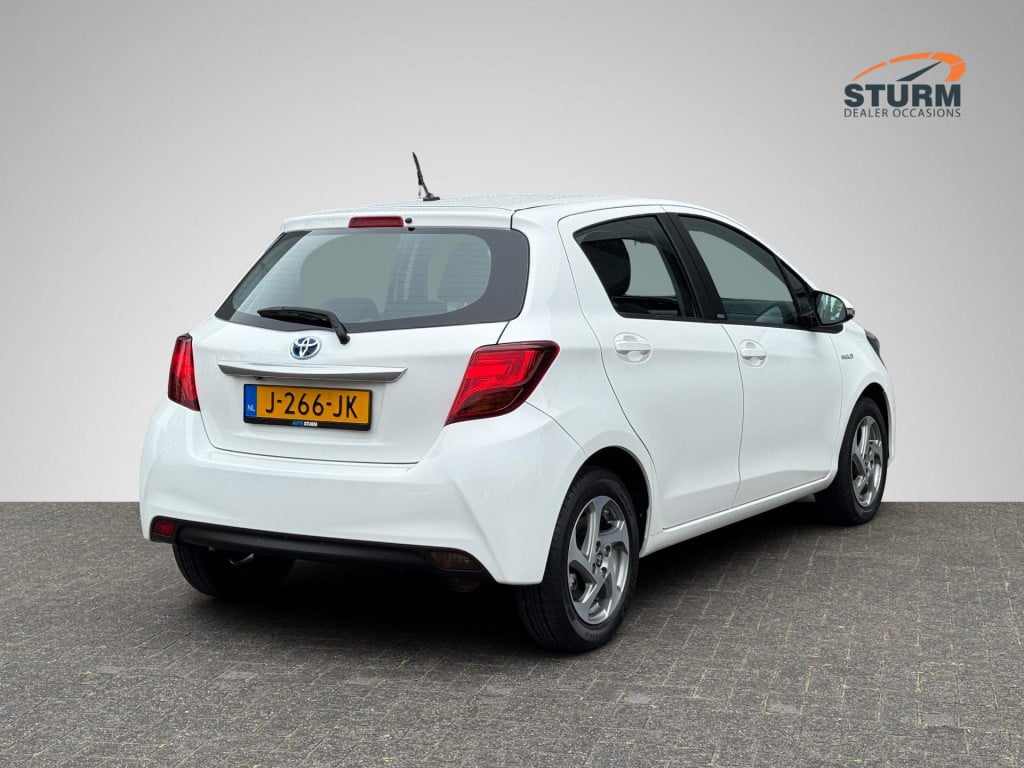 Toyota Yaris 1.5 hybrid trend | camera | 15" l.m.velg | navigatie | 5 drs |
