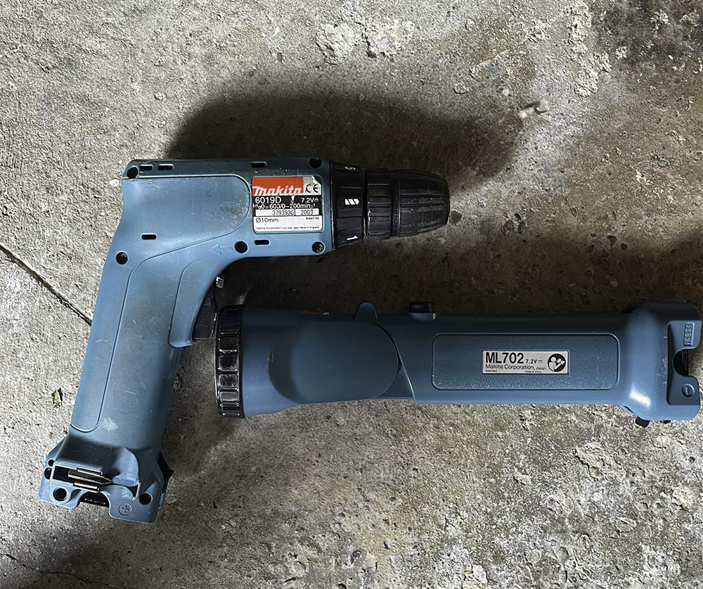 Te koop Makita boormachine en lamp 7,2 volt