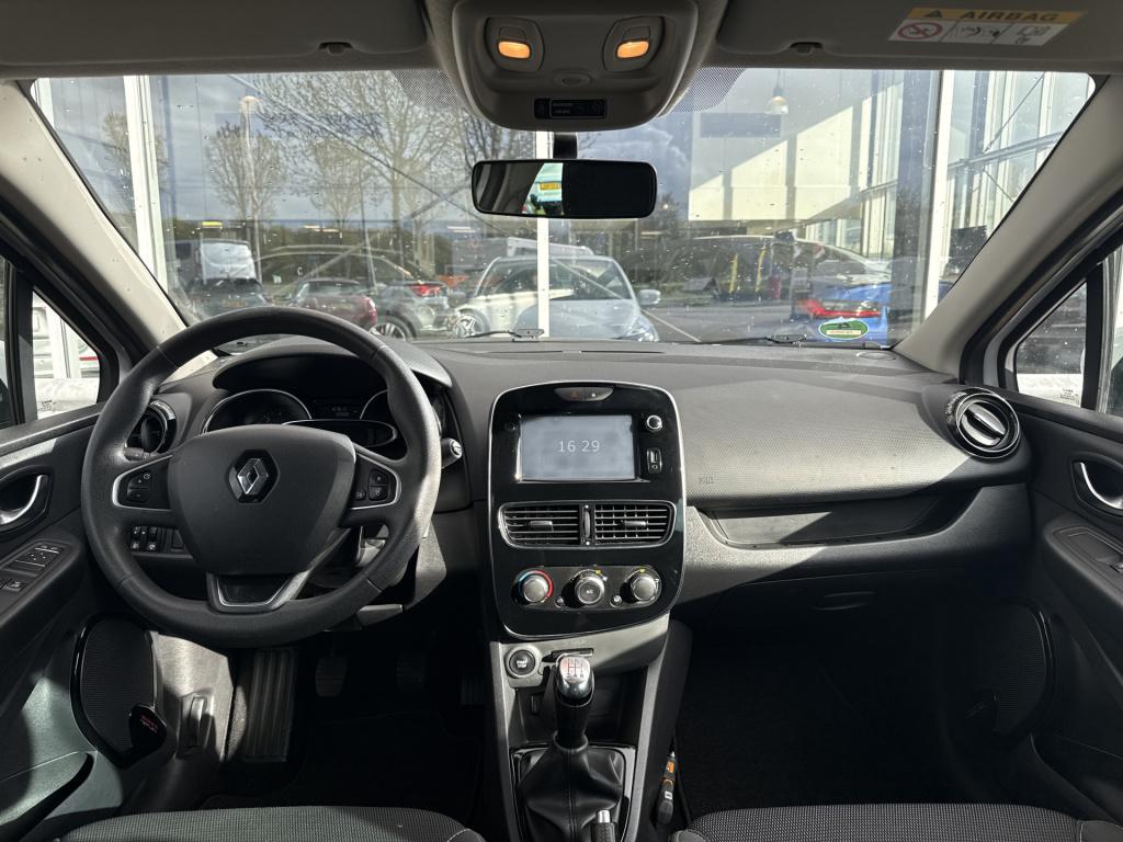 Renault Clio 1.5 dci ecoleader zen | nl-auto | trekhaak | navi | cruisec. |