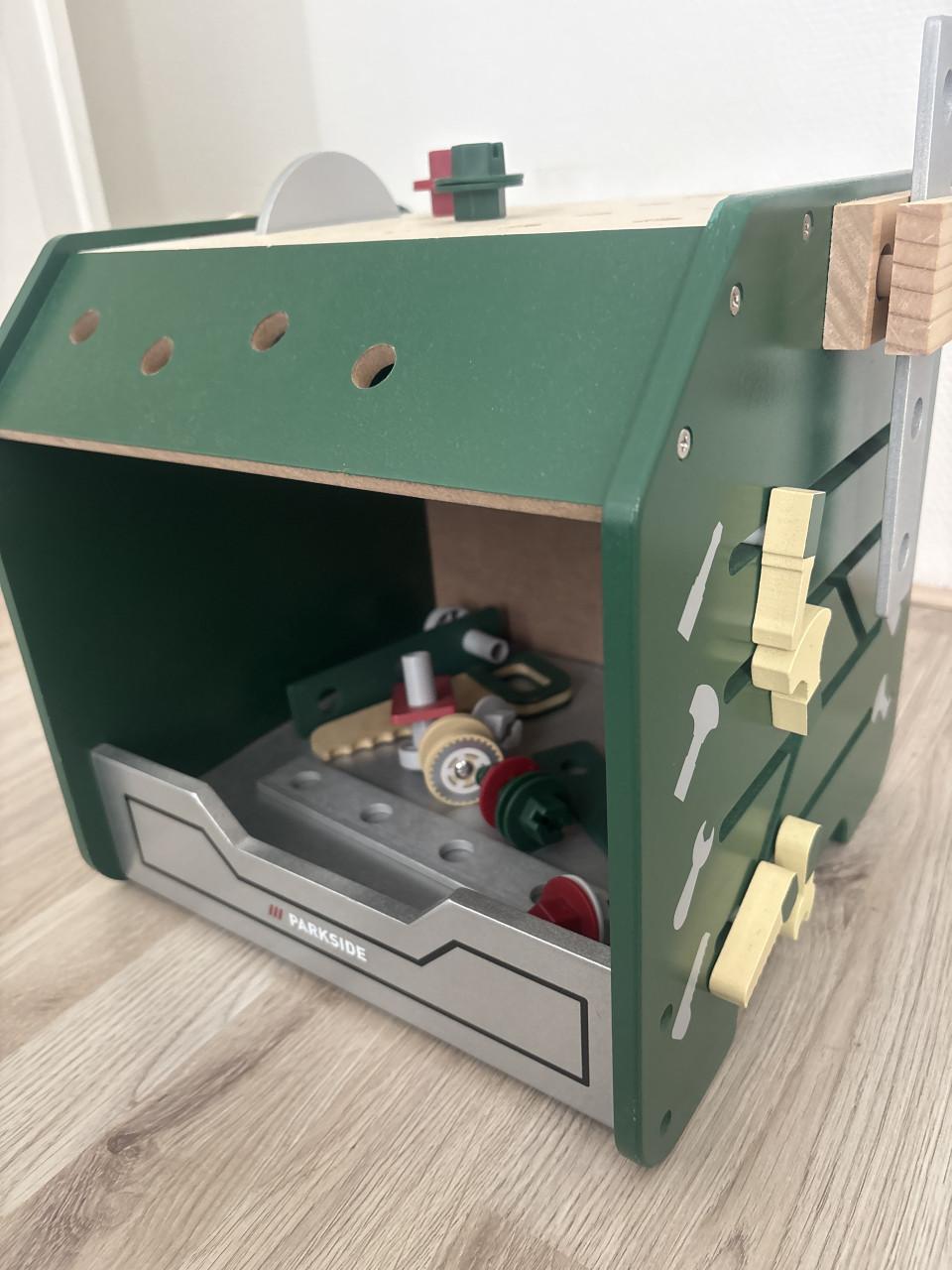 Kinderspeelgoed gereedschap