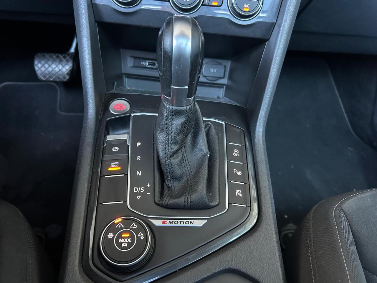 Volkswagen Tiguan 2.0 TDI 4Motion R-Line|CARPLAY|PANO|DSG|