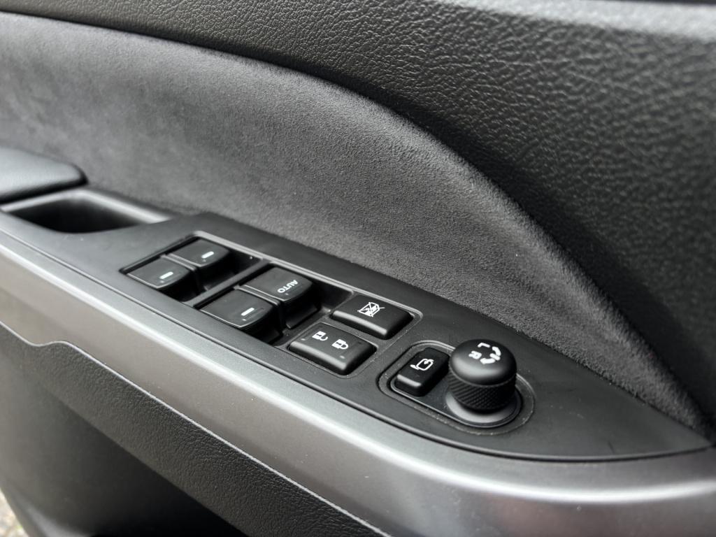 Suzuki Vitara 1.4 boosterjet style smart hybrid