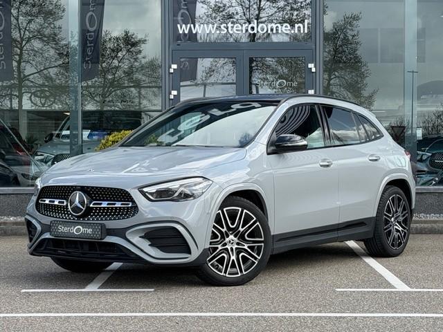 Mercedes-Benz Gla-klasse 200 business solution amg l panoramadak l mbux l m