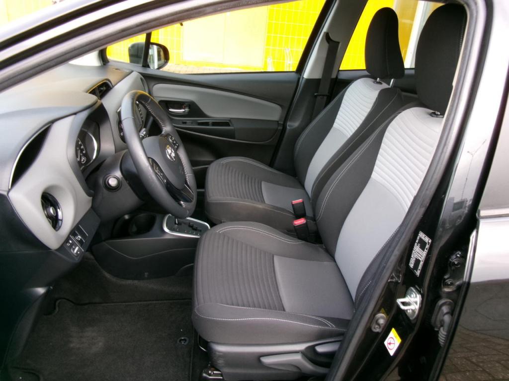 Toyota Yaris 1.5 hybrid clima, camera, multimedia, bluet.