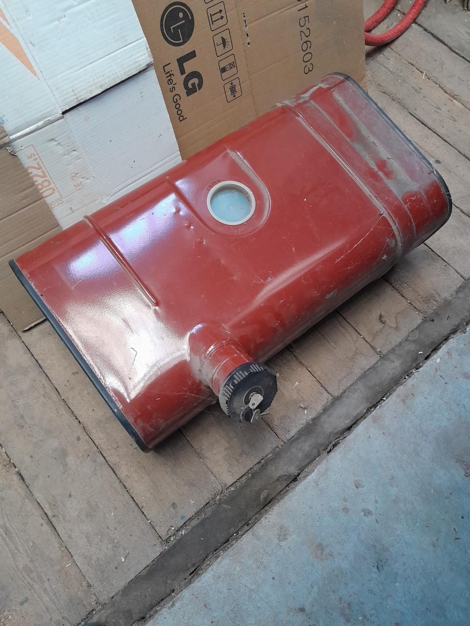 Dieseltank 70 ltr metaal +afsluitbare dop+ 2 sleutels