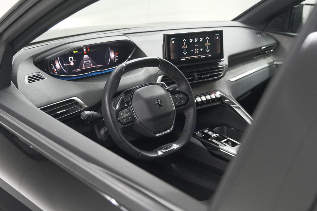 Peugeot 3008 puretech 130 eat8 gt black pack | camera | adaptieve cruise co