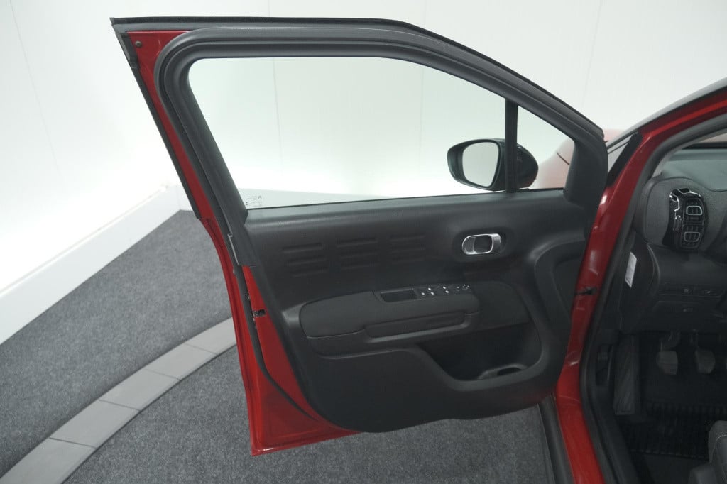 Citroen C3 Aircross puretech 110 feel | trekhaak | camera | apple carplay
