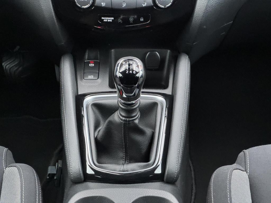 Nissan Qashqai 1.3 dig-t n-connecta design pack