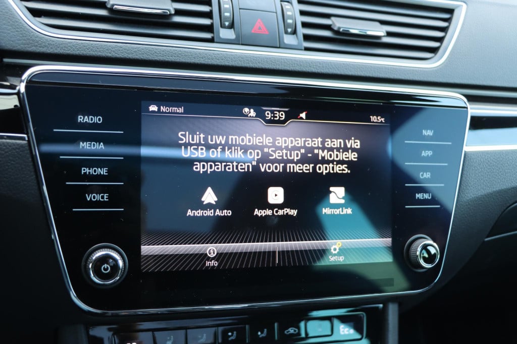 Skoda Superb combi 1.4 tsi iv laurin & klement 218pk dsg6