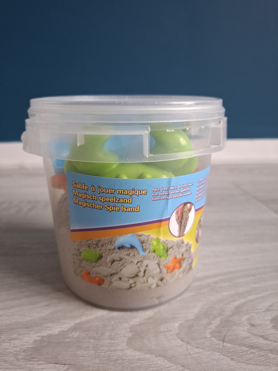 Kinetic sand
