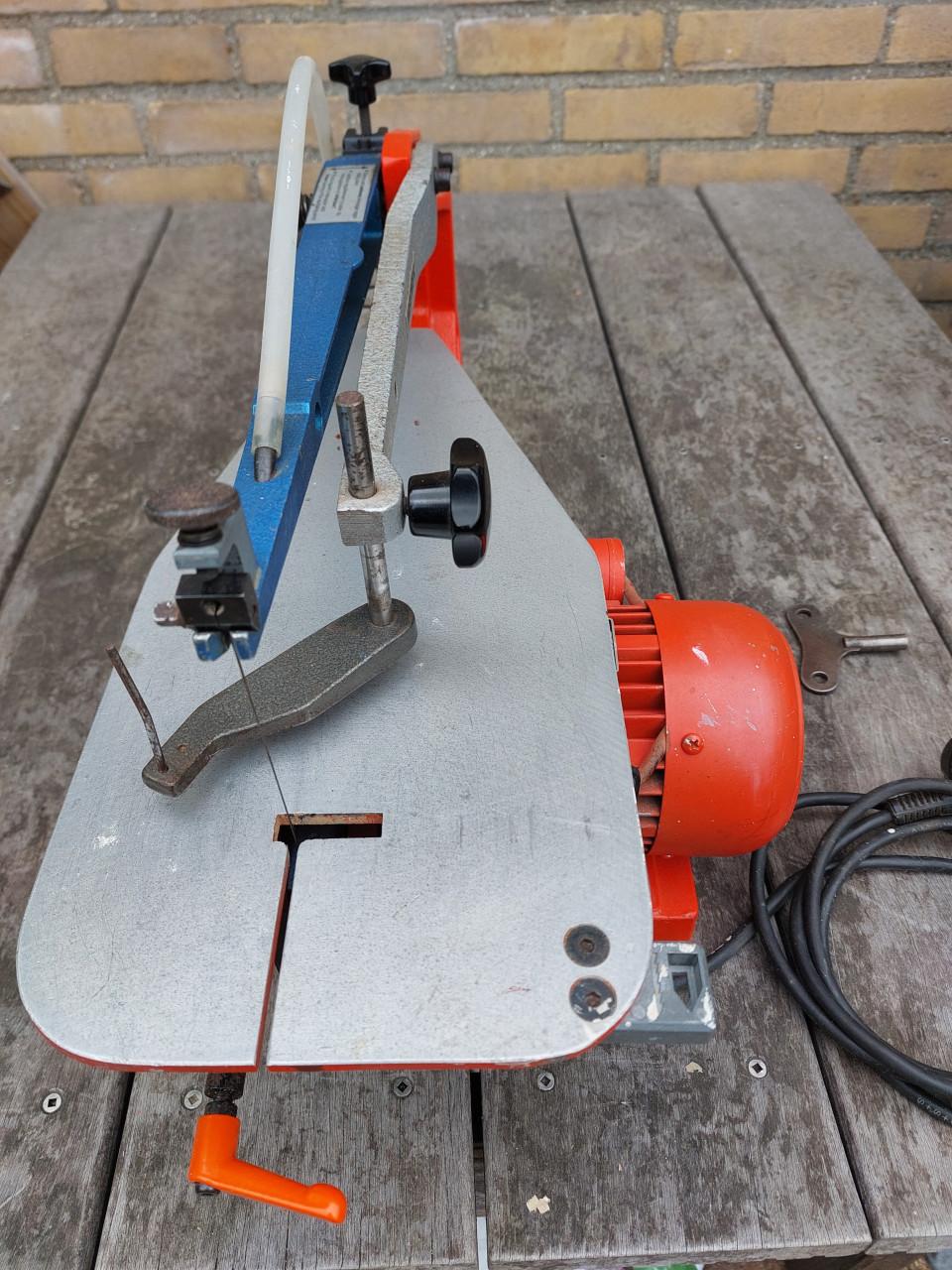 Hegner Multicut-1 figuurzaagmachine