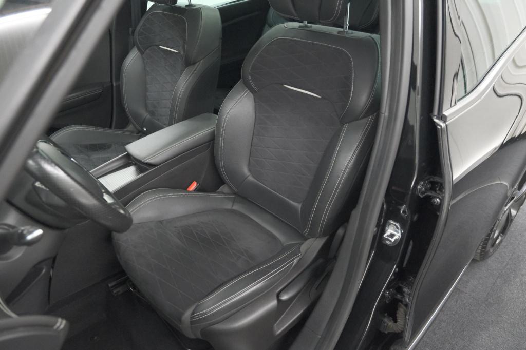 Renault Scenic tce 140 edc black edition | trekhaak | panoramadak | adaptie