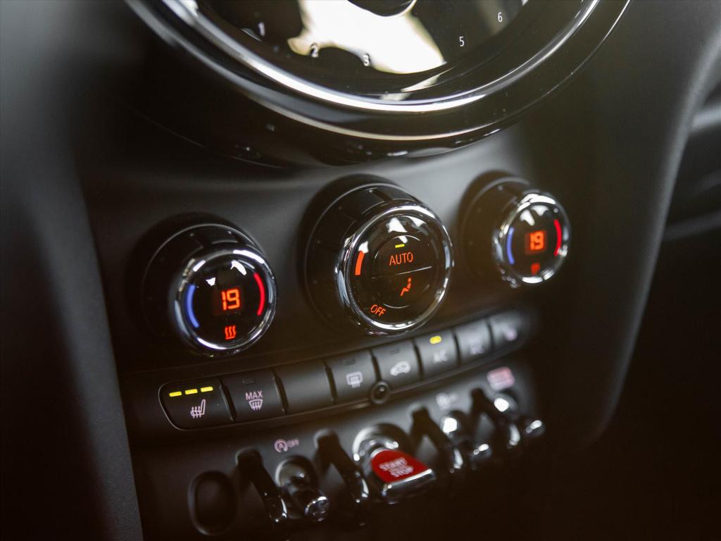 Mini 5-deurs mini (f55) 1.5 one business edition automaat | camera | naviga