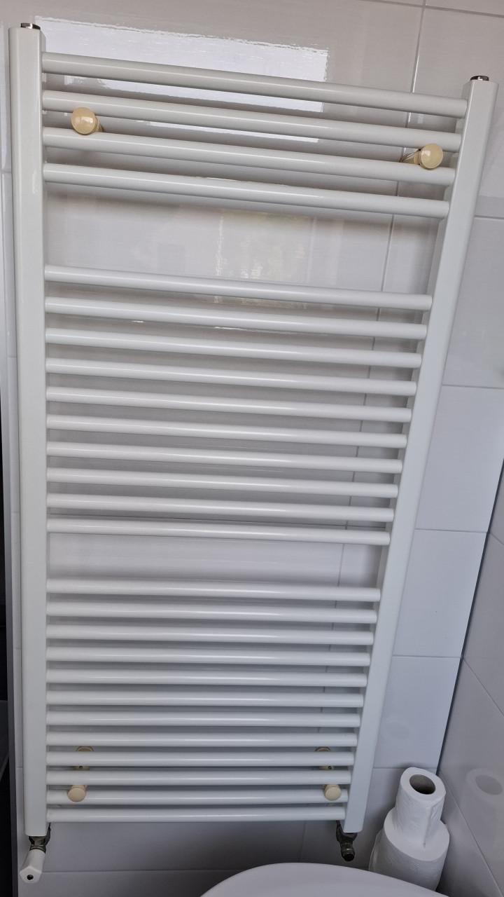 Handdoek radiator badkamer gratis