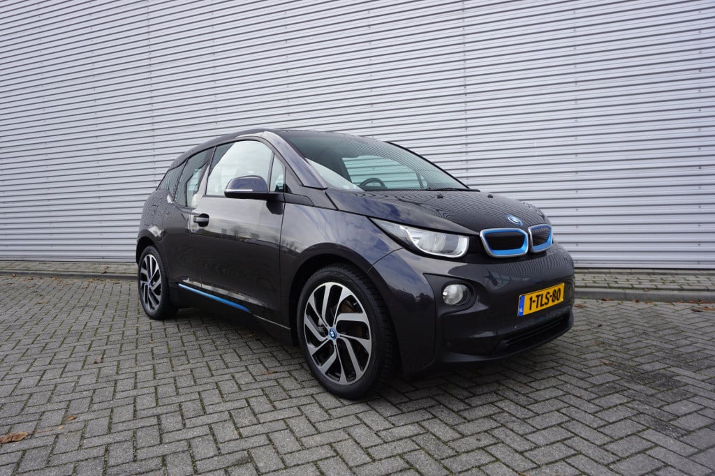 BMW I3 basis comfort 22 kwh 1e eigenaar - automaat - airco / navi / cruise